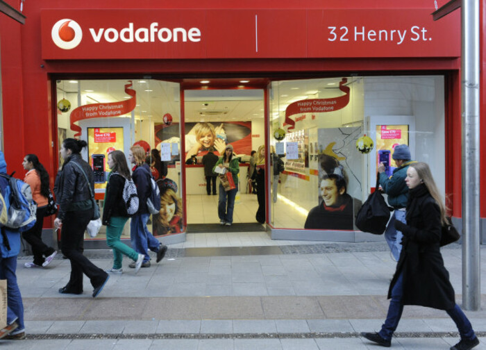 13/12/2008. Vodafone Stores