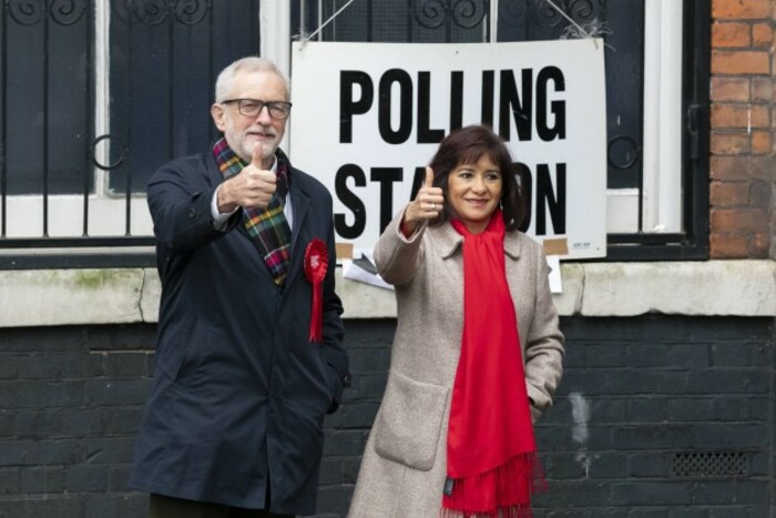 jeremy-corbyn-and-his-wife-laura-alvarez-at-polling-station-during-the-general-elections-london-uk-12122019